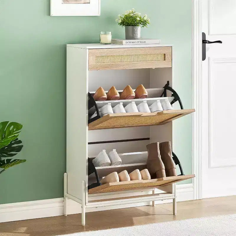 Meuble de rangement en rotin naturel avec 2 tiroirs basculants, étagères réglables et pieds en métal, organisateur de chaussures d'entrée fin