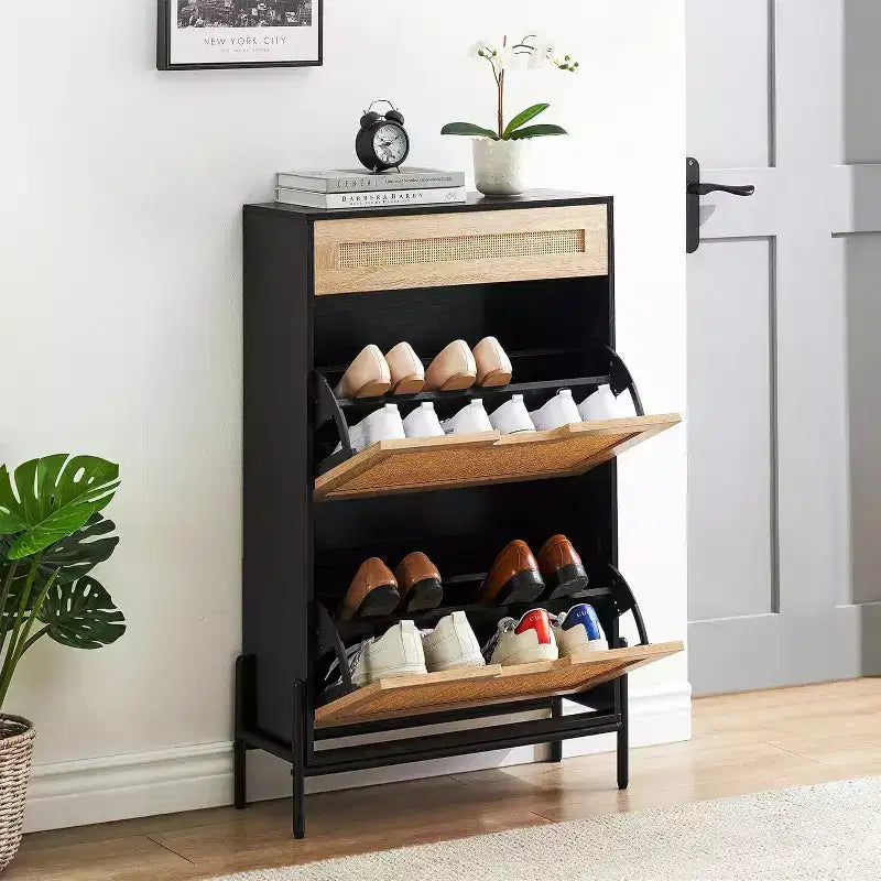 Meuble de rangement en rotin naturel avec 2 tiroirs basculants, étagères réglables et pieds en métal, organisateur de chaussures d'entrée fin