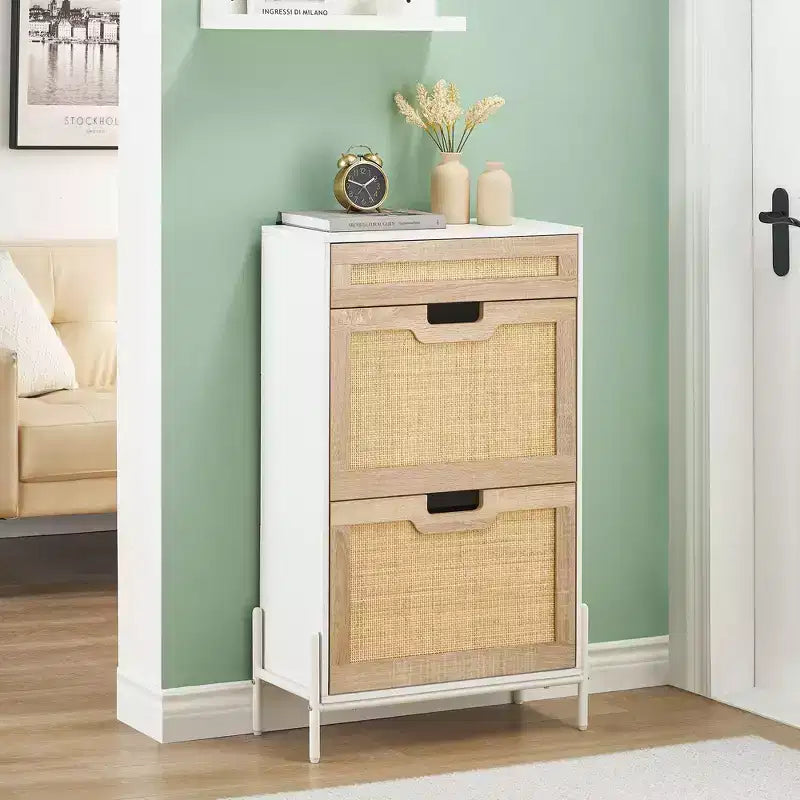 Meuble de rangement en rotin naturel avec 2 tiroirs basculants, étagères réglables et pieds en métal, organisateur de chaussures d'entrée fin