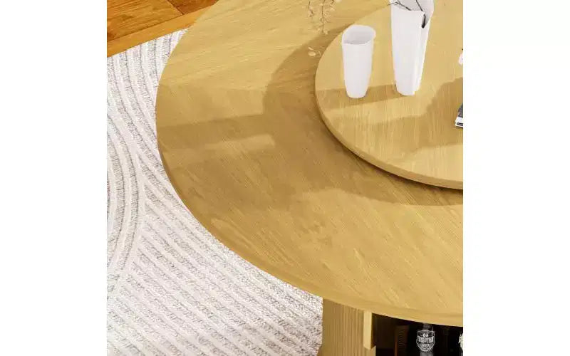 Table à manger ronde de 55 pouces pour six personnes, avec étagère de rangement à double niveau et plateau tournant. Motif à rayures ondulées. Bois naturel