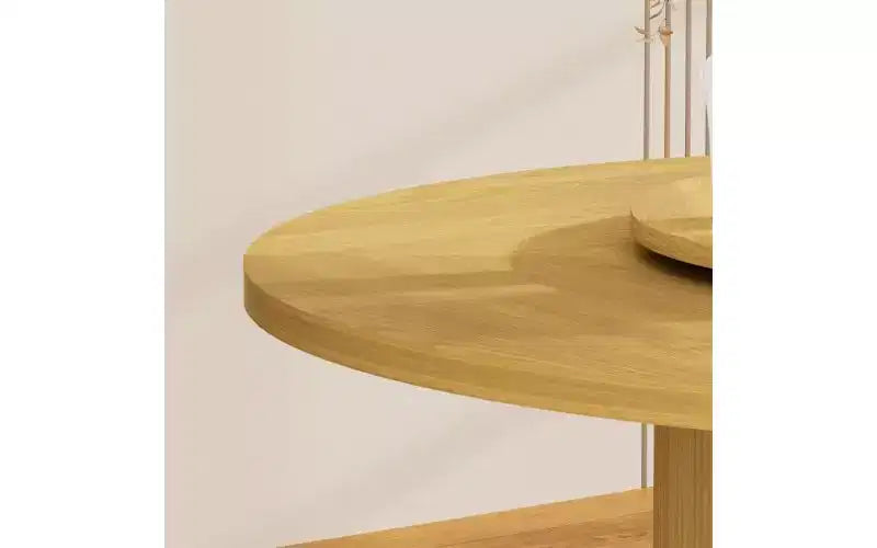 Table à manger ronde de 55 pouces pour six personnes, avec étagère de rangement à double niveau et plateau tournant. Motif à rayures ondulées. Bois naturel