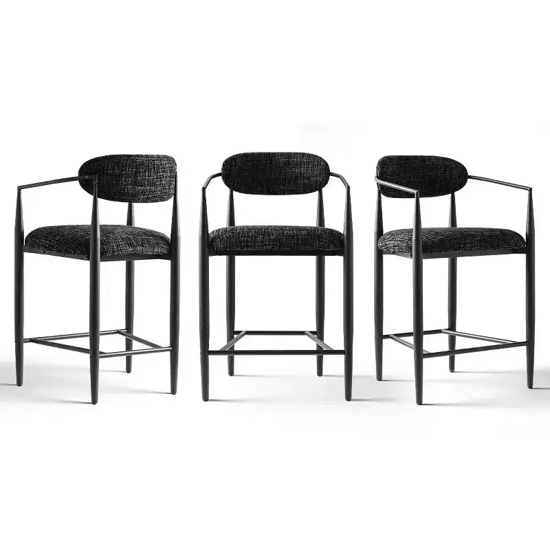 Tabouret de bar moderne rembourré à hauteur de comptoir avec pieds effilés en métal noir, siège spacieux pour îlot de cuisine ou bar à domicile-